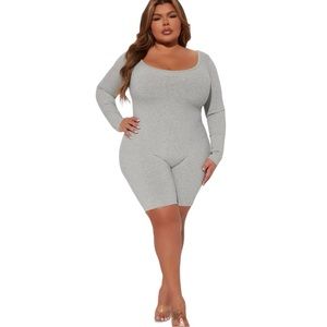 Long sleeve snatched romper